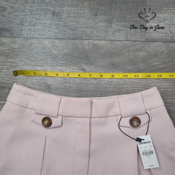 Express Shortie Extreme High Rise Shorts Size 2 - Picture 3 of 7